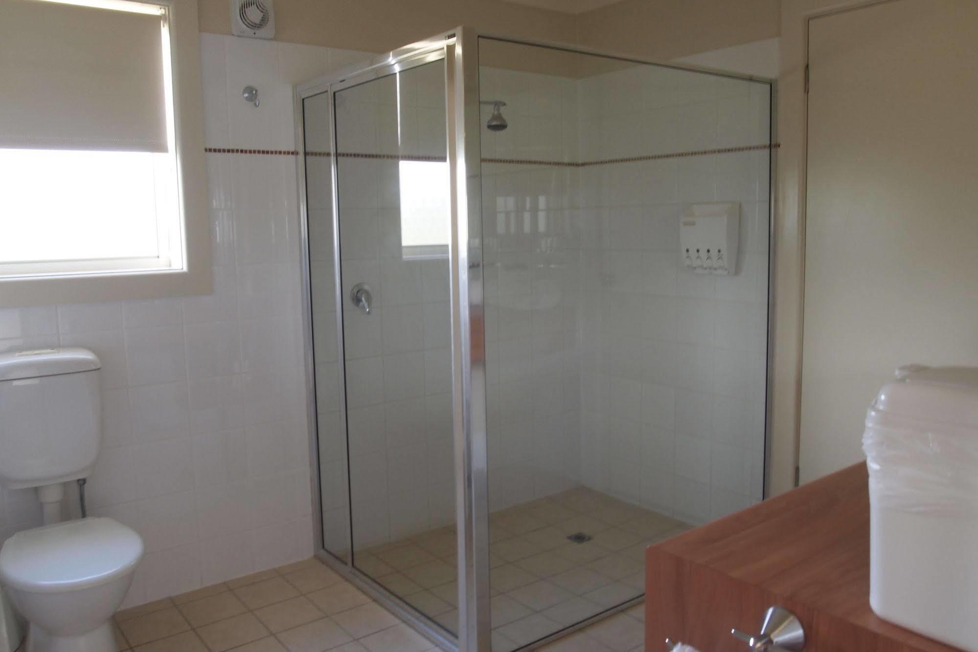 Alexander Cameron Suites Penola Eksteriør bilde